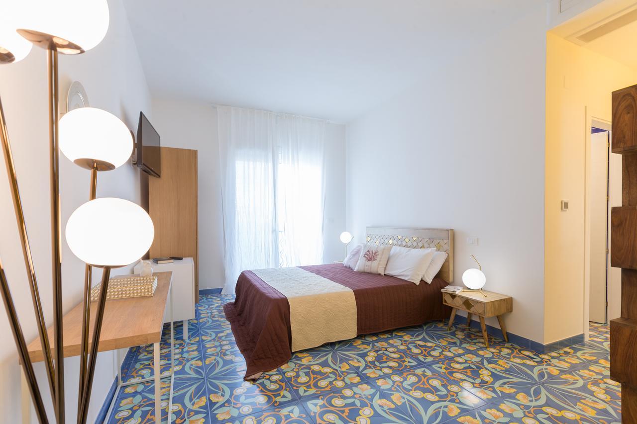 Le Bateau Bleu - Adults Only 12 Plus Porto Cesareo Exterior foto