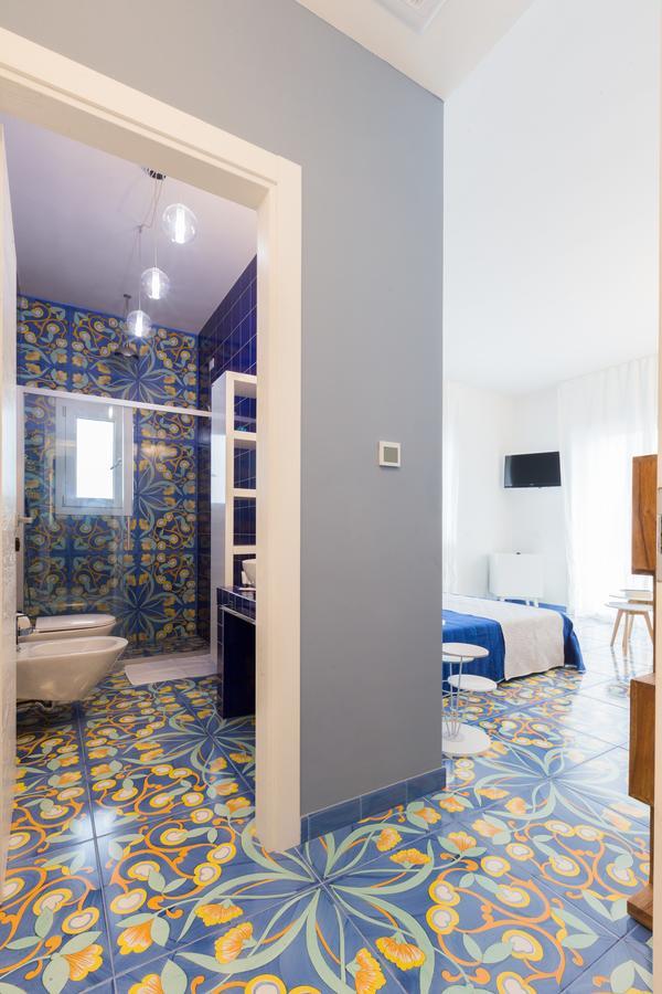 Le Bateau Bleu - Adults Only 12 Plus Porto Cesareo Exterior foto